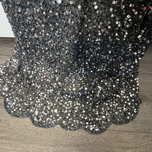 Mac Duggal NWOT Sequin Empire Waist Sleeveless Column Evening Gown Women's 16 - Picture 5 of 9